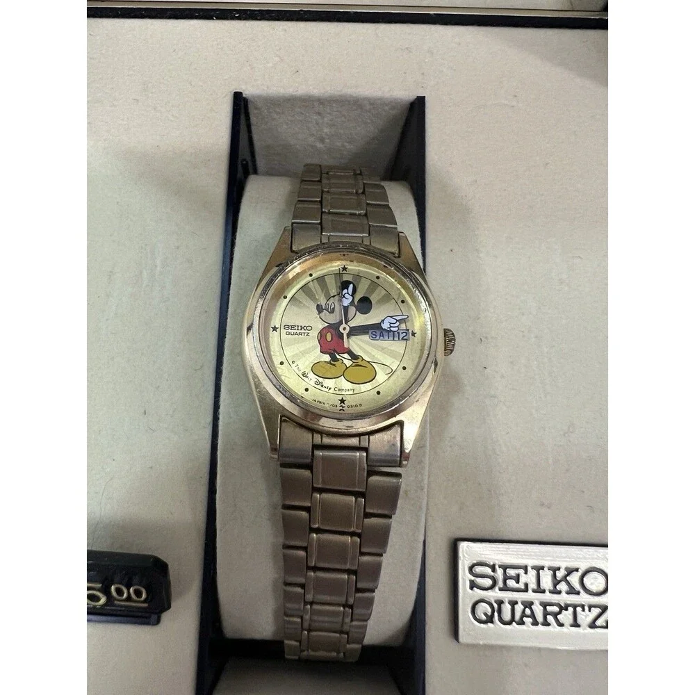 Vintage Seiko Mickey Mouse Watch 3Y03-0039 Starburst Ladies Gold Tone Box Tag
